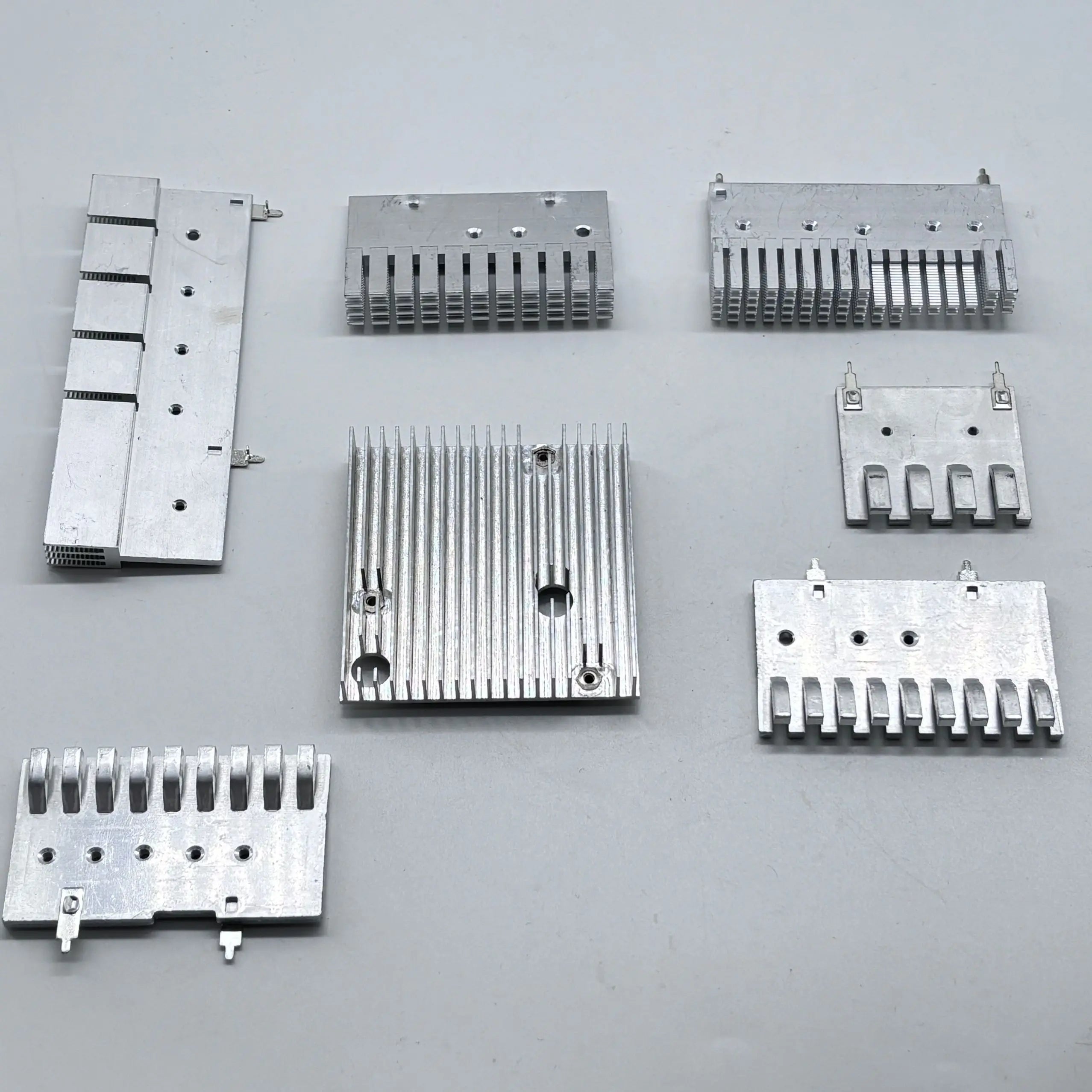 Durable Extruded Aluminum Power Supply Heatsink Efficient Heat Dissipation for LED Light Cooling