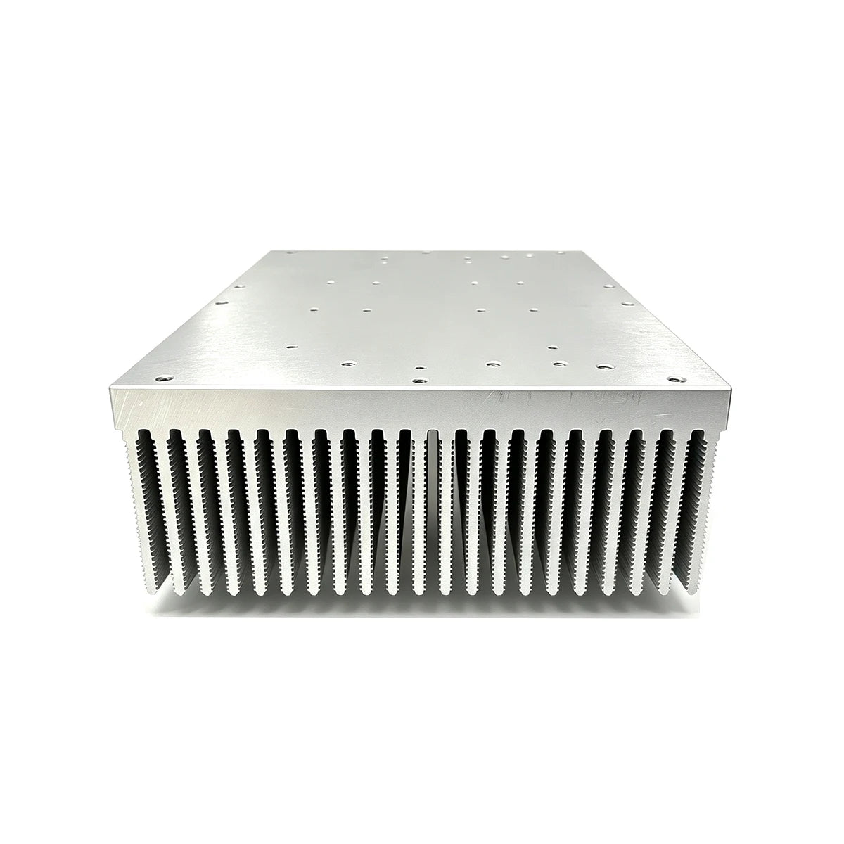 Industrial Extruded Aluminum Heatsink With Ribbed Fin Surface High Power Industrial Power Supply Cooler
